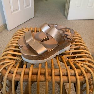 Steve Madden sandals